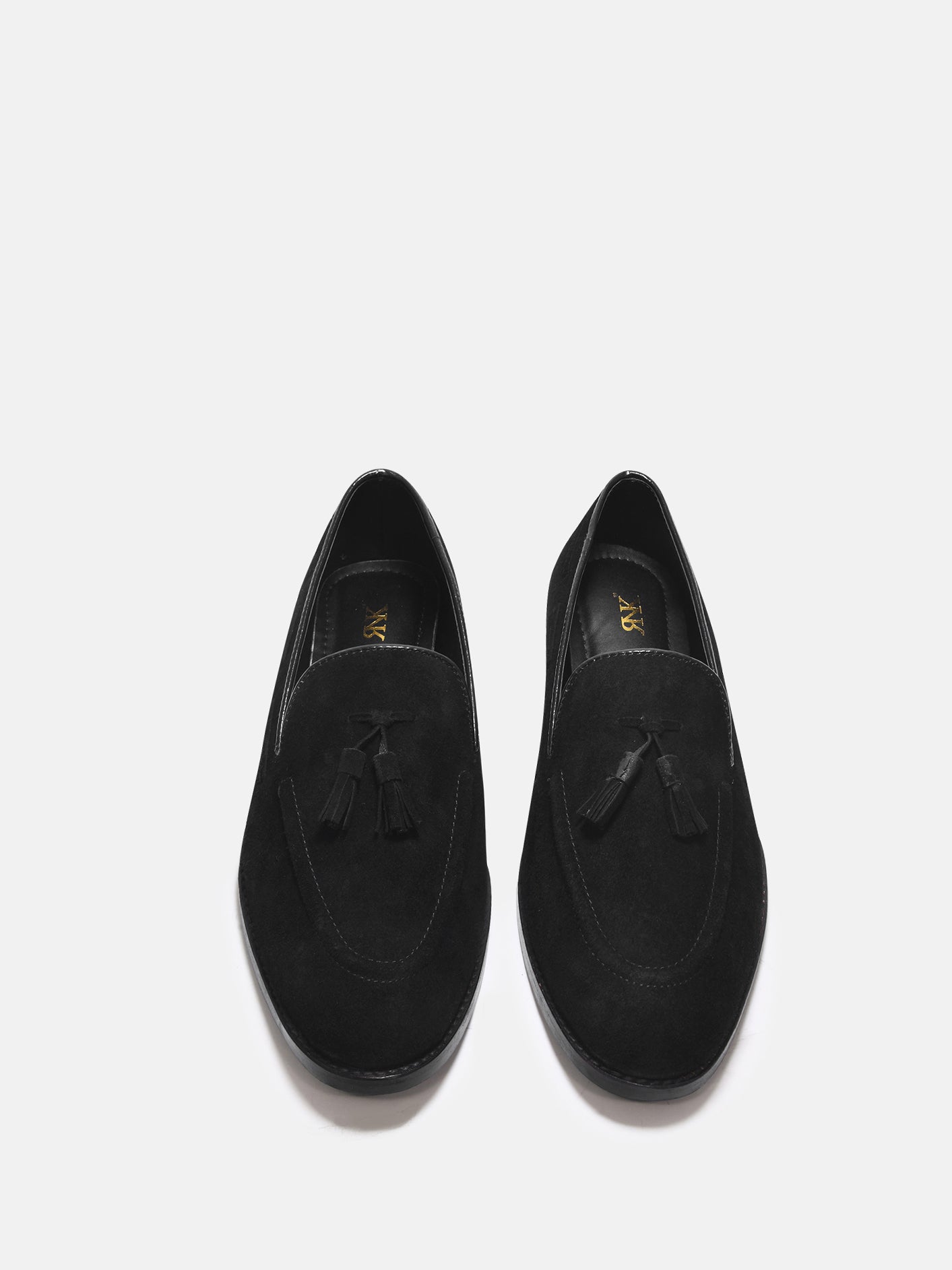 Premium loafers in black suede leather with tesel on a mid heel
