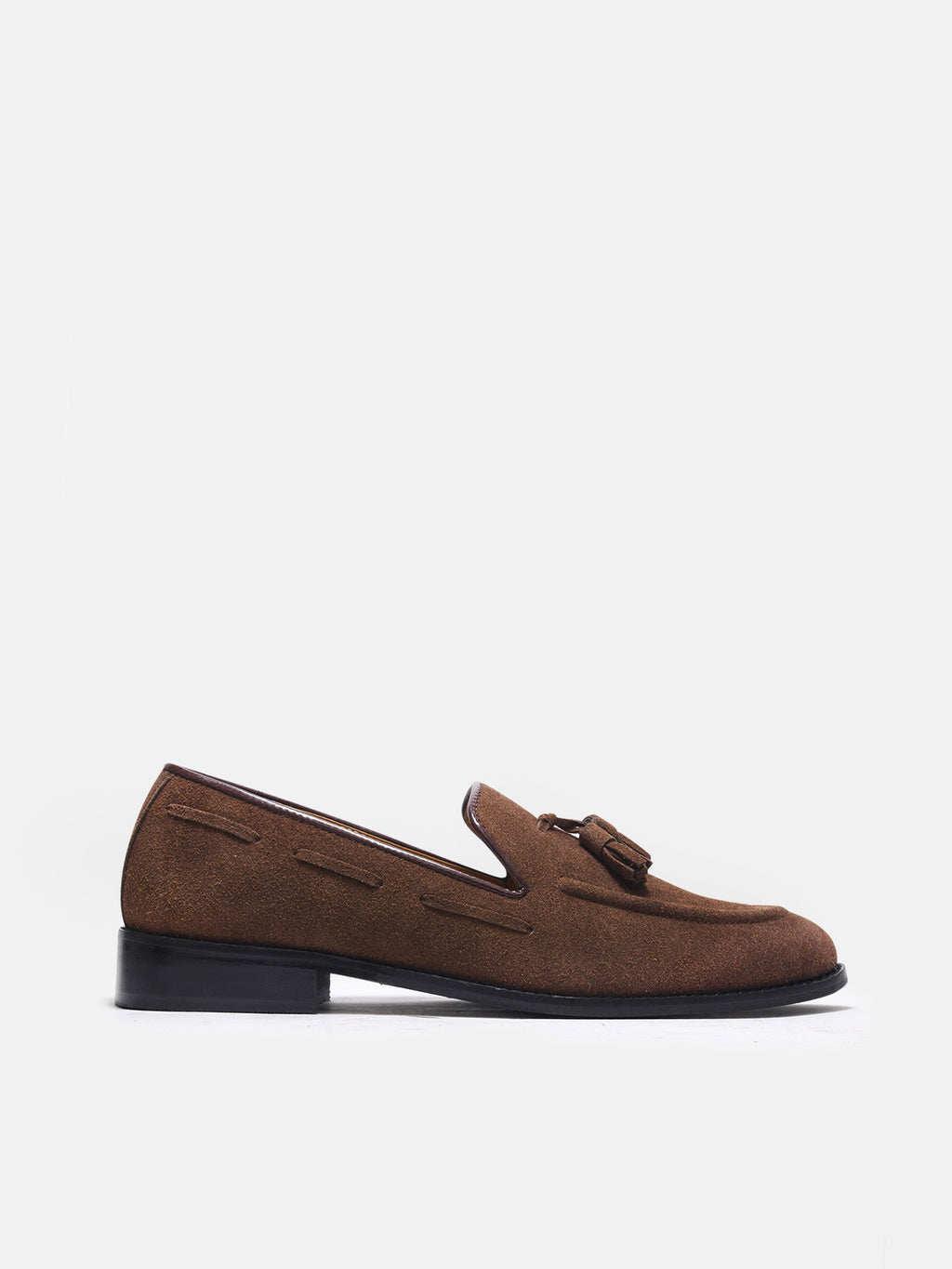 Preview of Premium loafers in brown suede leather with tesel on a mid heel