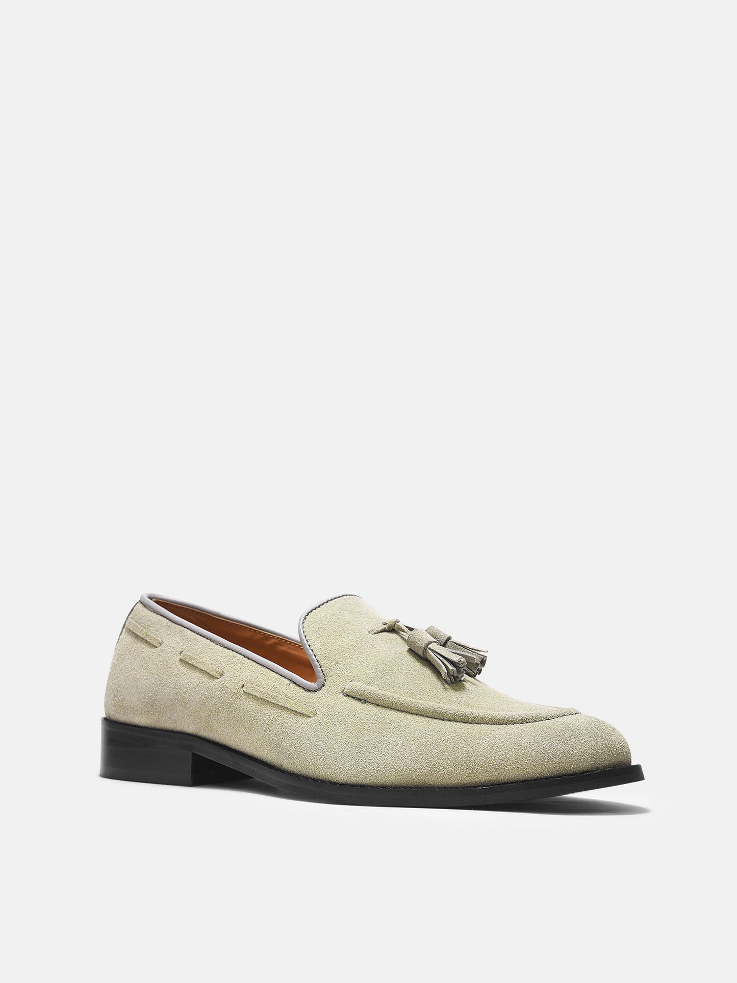 Premium loafers in grey suede leather with tesel on a mid heel