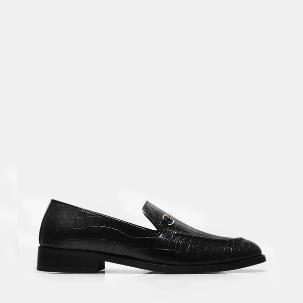 Croco Slip-ons in Black - Premium men’s loafers in a crocodile leather pattern, perfect for a sophisticated and timeless style.