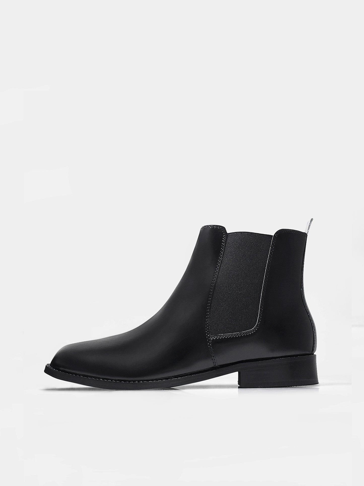 Black Maverick - Leather Chelsea Boots for Men (Black)