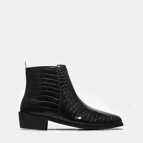 Black colour croco pattern leather boot with side zip and mid heel
