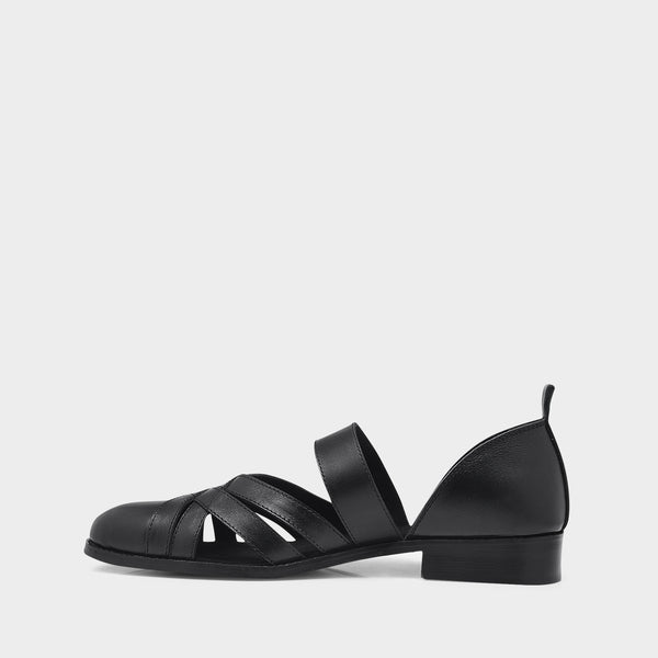 Men’s stylish black leather sandals for weddings and festive occasions