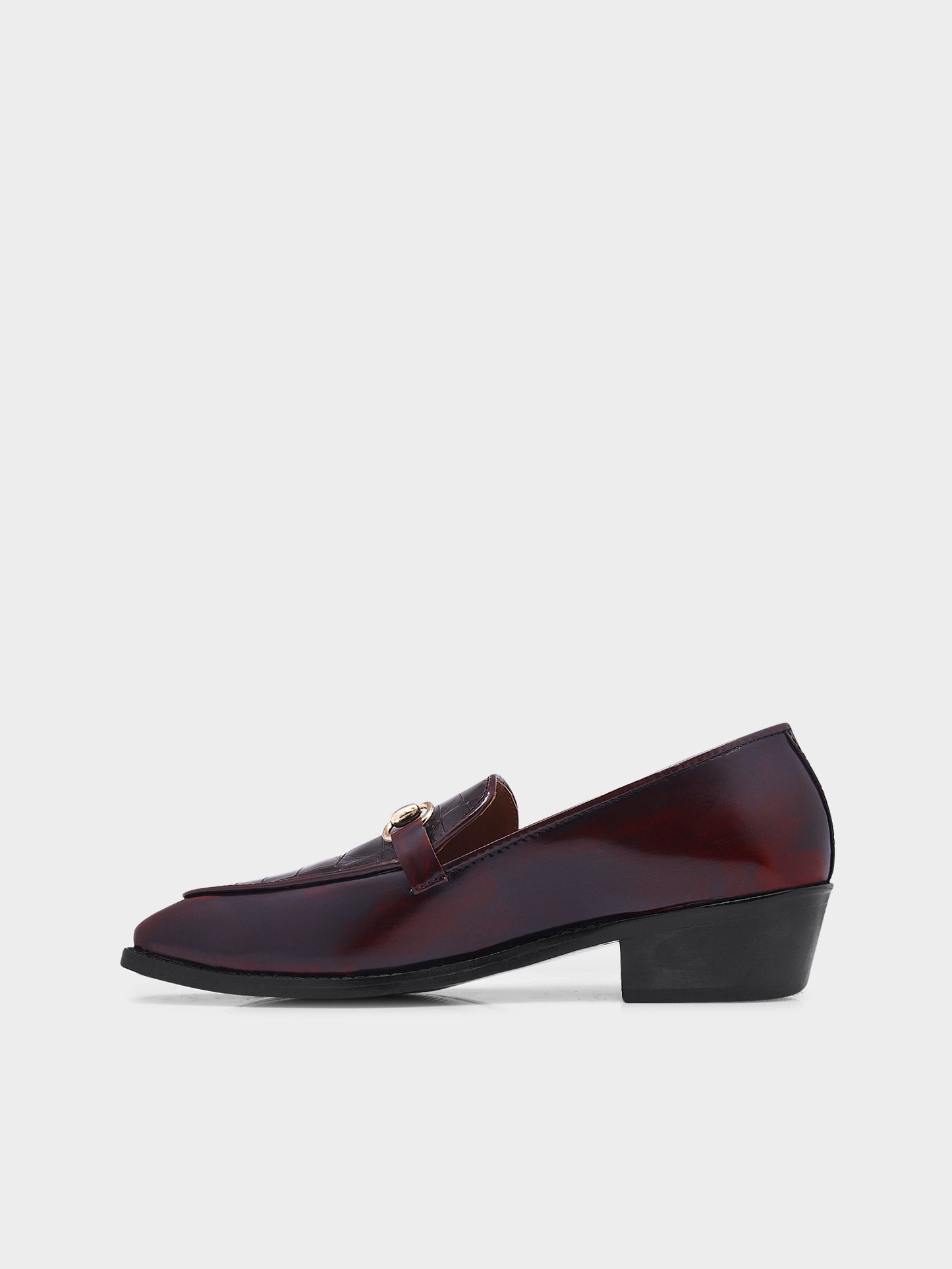 A cherry leather loafer in which it embossed with brown croco leather on top with a golder horesit buckle